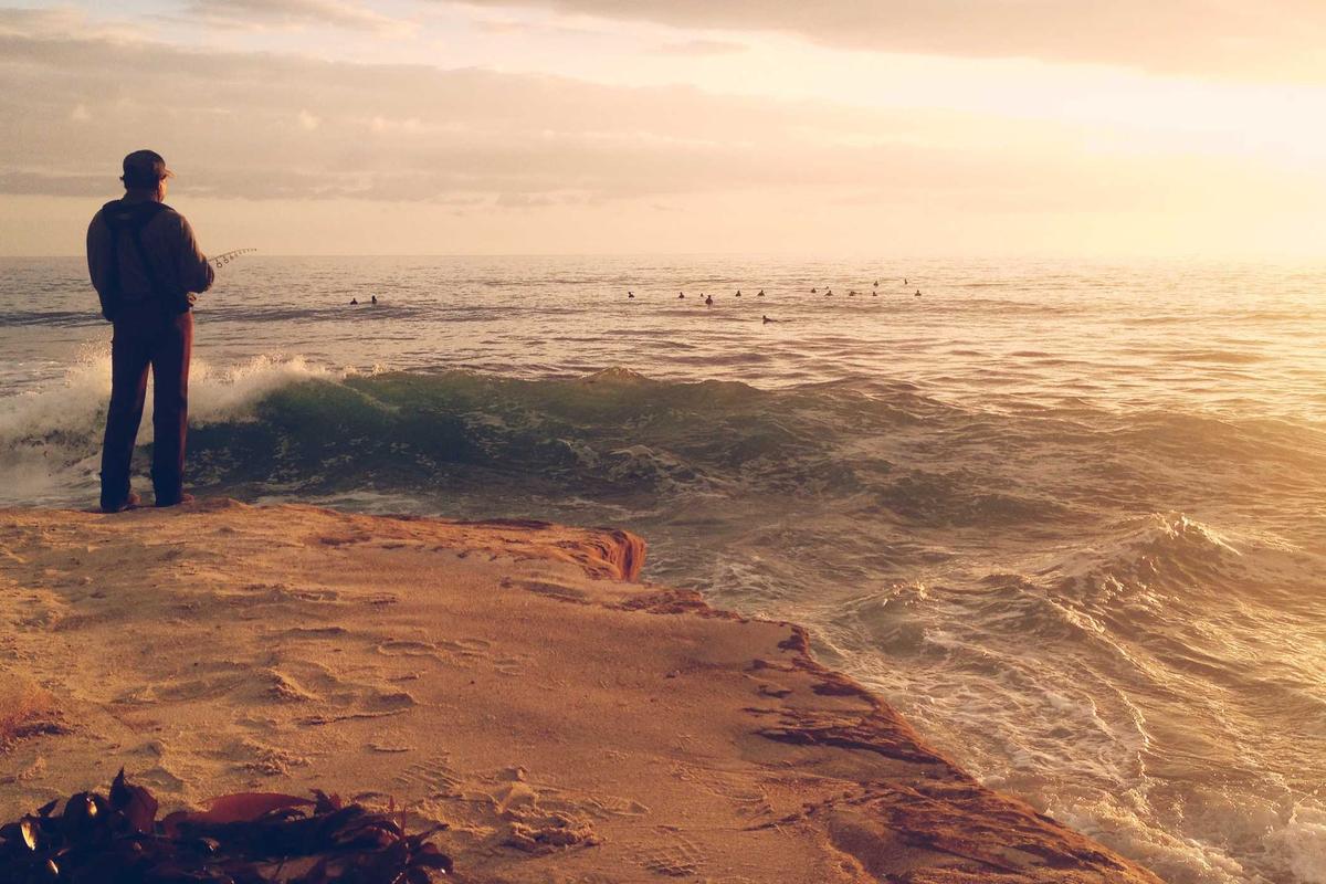 Lensa Telefoto Periskop Banyak Hadir di Smartphone, Apa Keunggulannya?